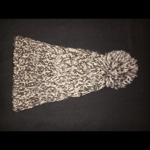 Knit beanie - Picture 1 of 3